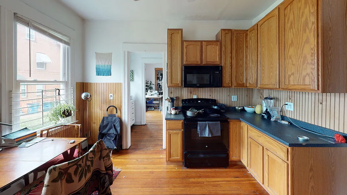 Building Photo - 56 Hillside Pl #2