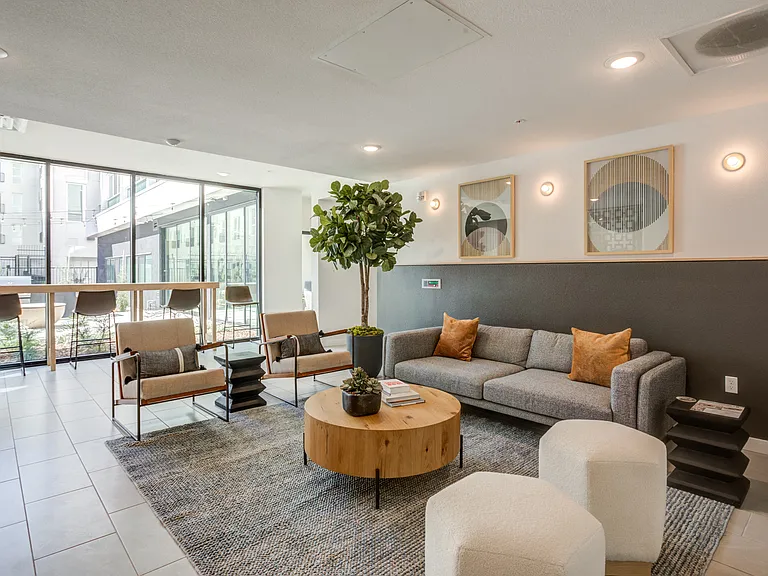 The Mod at Midtown — Photo 10