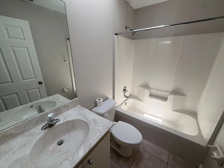 527 Terrier Way — Photo 14