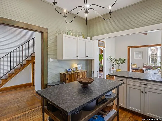 421 Spofford Ave — Photo 11