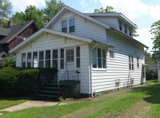 912 Lay Blvd, Kalamazoo, MI 49001