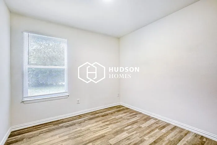 718 Garland Ave #A — Photo 12
