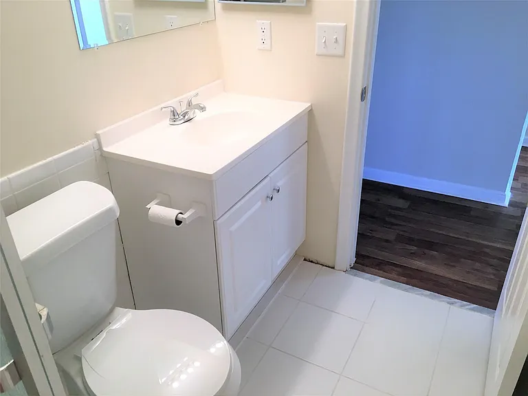 551 SW 135th Ave #405B — Photo 15