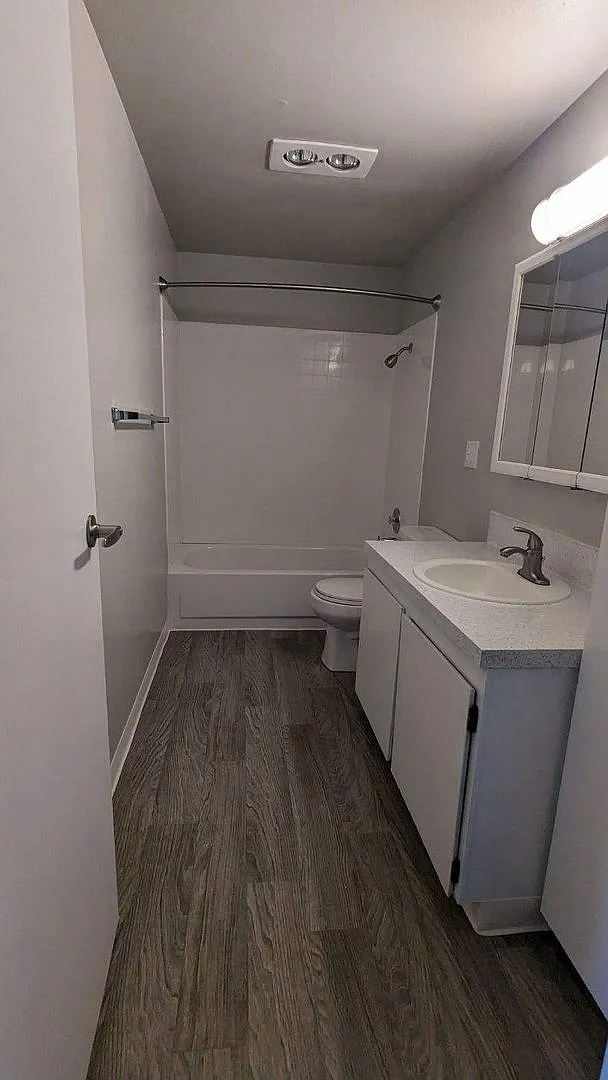Stillwater Apartments — Photo 4