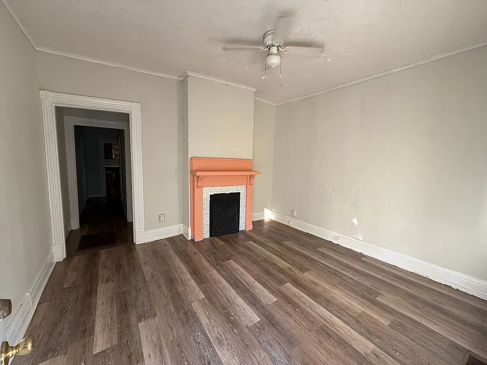 329-2 Oldham Ave