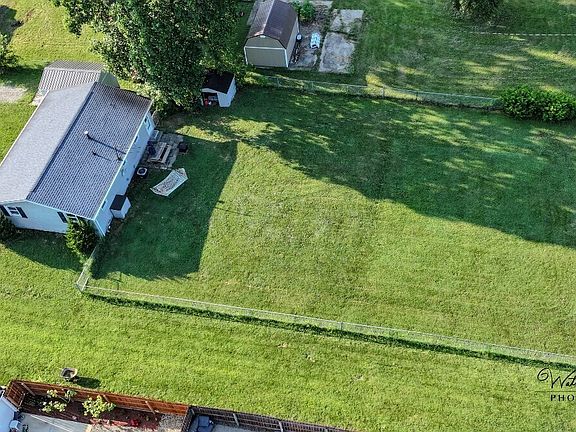 5th image of 657 Clifty Dr