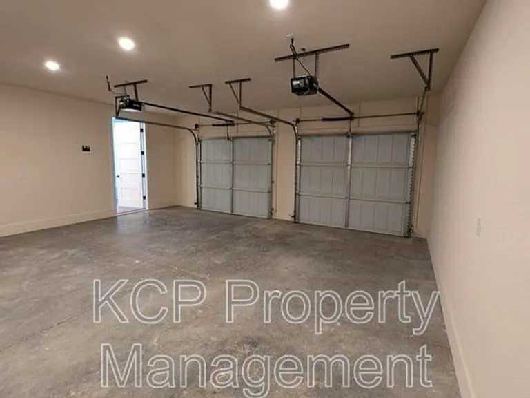 1813 N Garland Ave #2 — Photo 8
