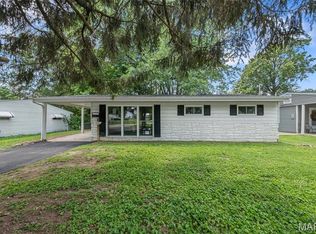 9538 Margo Ann Ln, Saint Louis, MO 63134