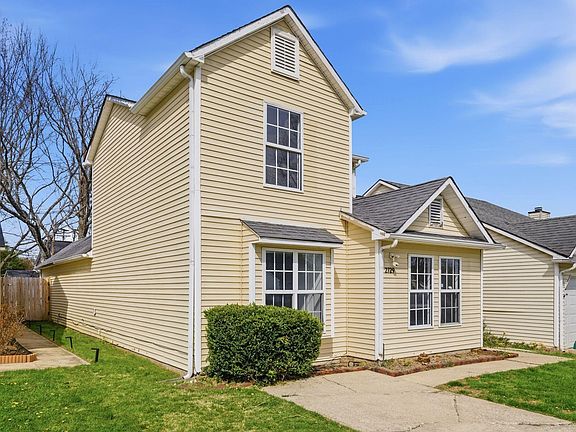 2nd image of 2729 Chelsea Woods Ct
