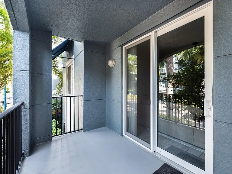 255 NE 3rd Ave #2212 — Photo 3