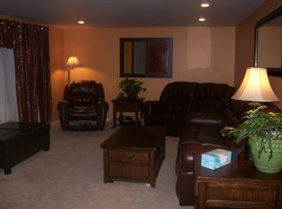 2 Harding Ave, Lockport, NY 14094