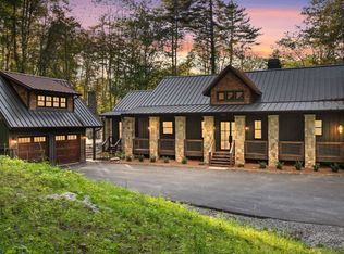 935 Glenshore Dr, Cullowhee, NC 28723