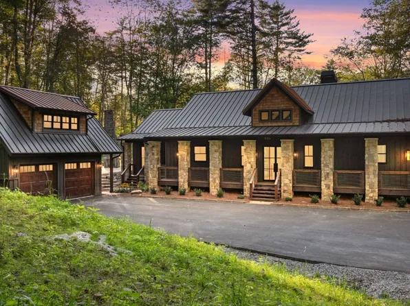 935 Glenshore Drive, Cullowhee, NC 28723