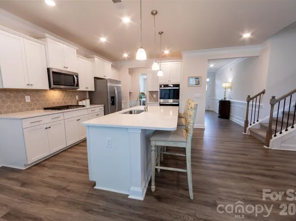 151 Aviendha Ln, Troutman, NC 28166