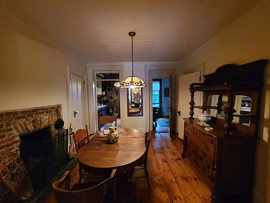 Rented by M.Woods & Associates | media 7