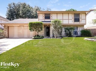 8207 Green Devon Dr, Houston, TX 77095