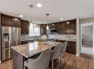 4946 Greenwich Ln, Highlands Ranch, CO 80130