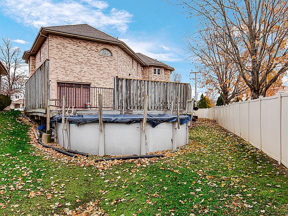 5th image of 6831 180th Ct