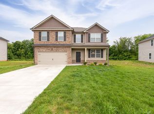 2206 Pathfinder Dr, Murfreesboro, TN 37127