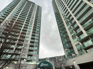 16 Harrison Garden Blvd #1004, Toronto, ON M2N 7J6
