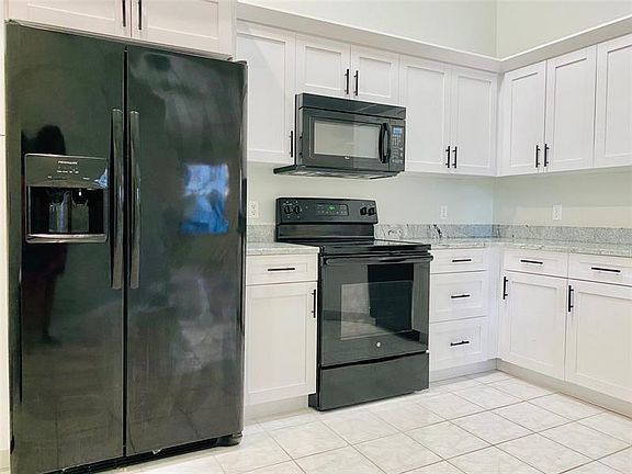 5th image of 21542 Woodstork Ln