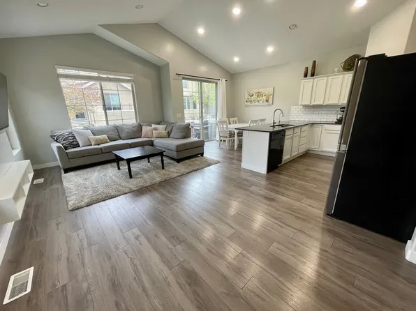 478 E Vancott Way, Stansbury Park, UT 84074