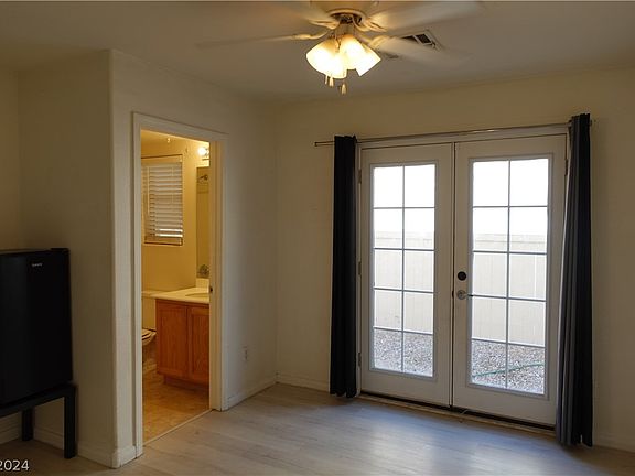 4th image of 1269 Sand Castle Ave