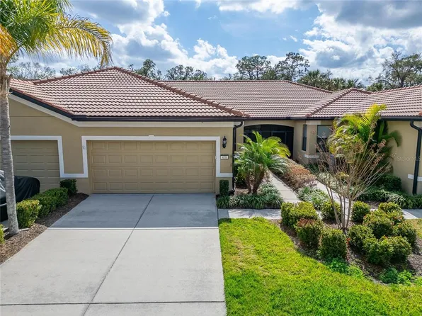 438 Seneca Falls Dr, Apollo Beach, FL 33572