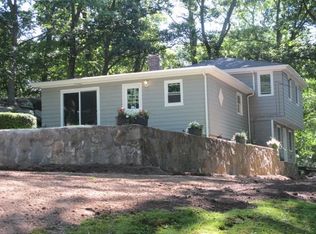 139 Mountaindale Rd, Smithfield, RI 02917