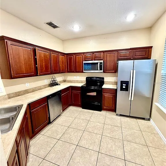 San Jacinto Cir — Photo 11