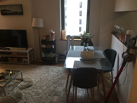 Rented by New York City Apartments | media 10