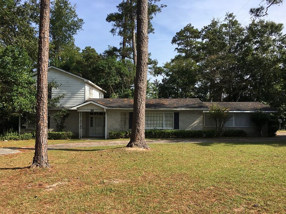 2nd image of 104 Glenwood Dr