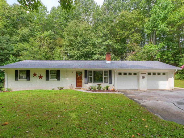 4800 Indian Valley Rd NW, Willis, VA 24380