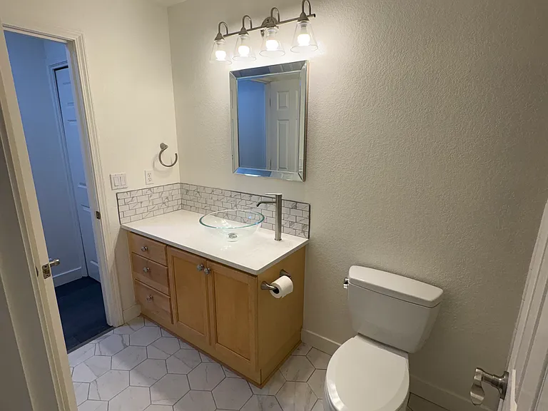 437 Harris Ln #11 — Photo 11