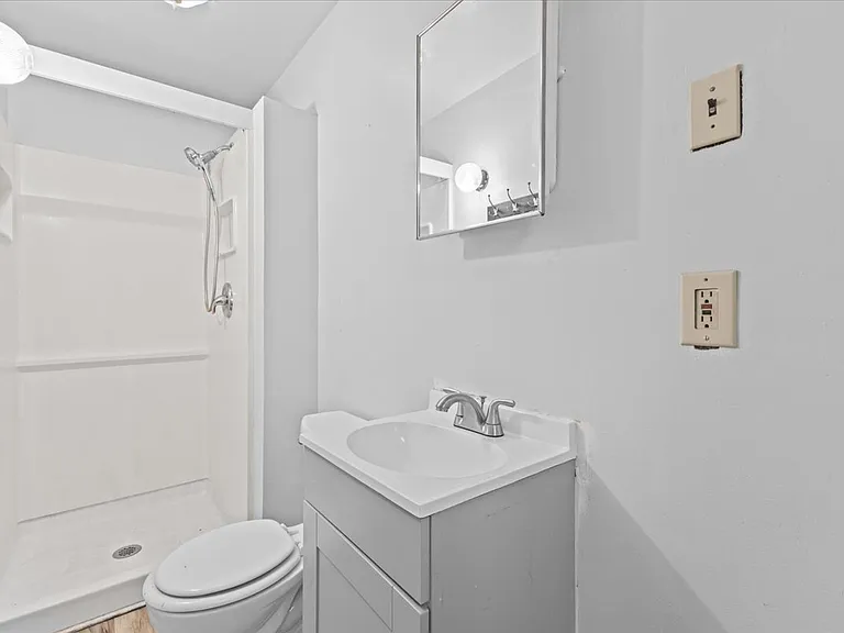 21 Hyde St #1 — Photo 21