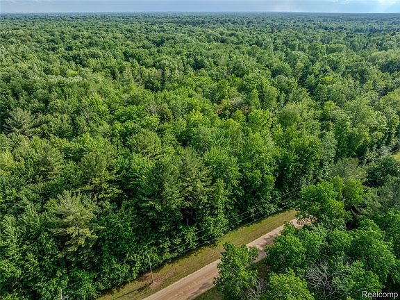 3rd image of 15 Birch Rd