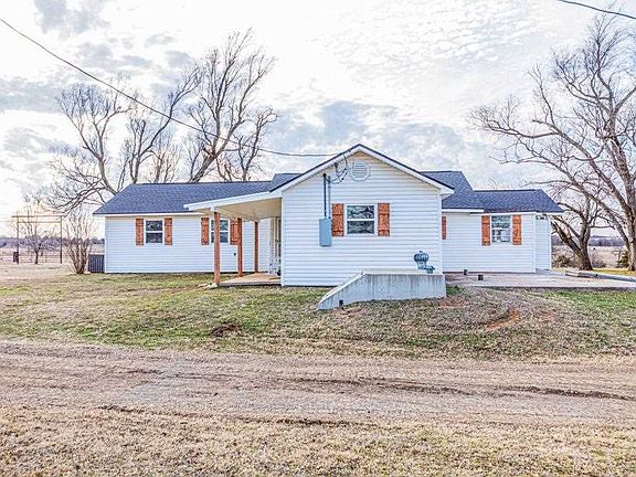 4th image of 1505 S Ingalls Rd