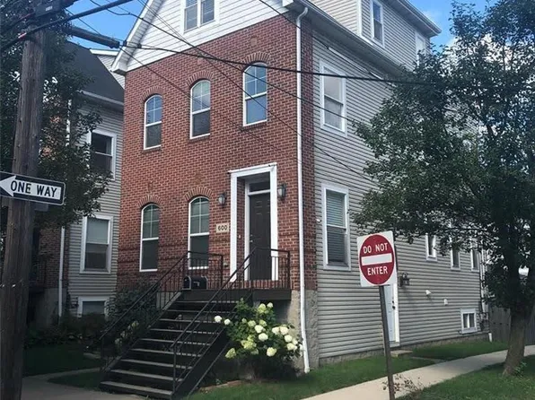 600 Literary Rd, Cleveland, OH 44113