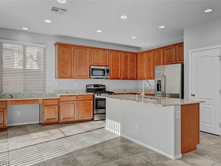 10735 Centerville Bay Ct — Photo 17