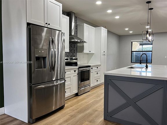 5th image of 11335 SW 248th Ter