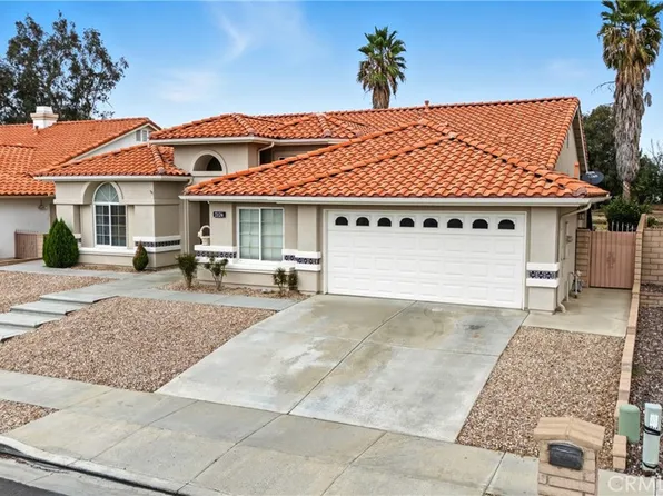 2124 Pecan Tree St, Hemet, CA 92545