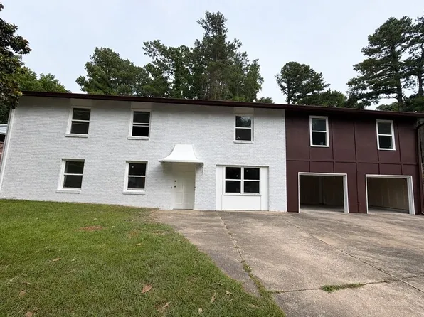 2830 Allegro Dr NW, Atlanta, GA 30318