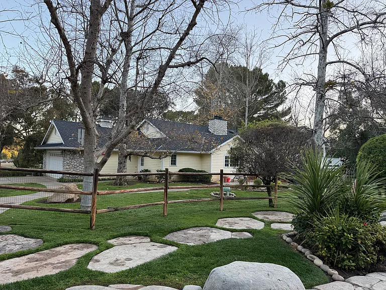 Read Rd — Photo 34