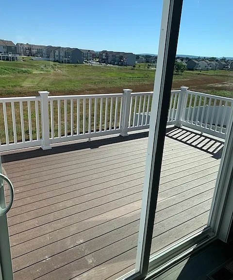 425 Seeback Dr — Photo 4