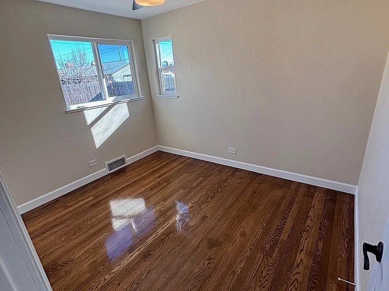2220 Ames St #2220 — Photo 10