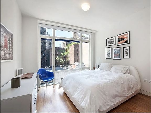 5th image of 151 W 21st St APT 5C