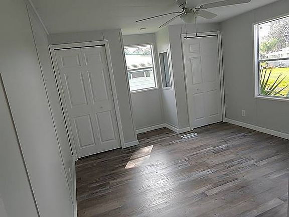 5th image of 158 Crossways Dr