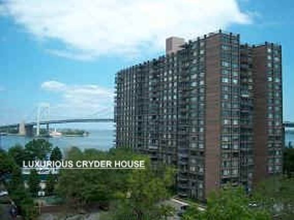 3rd image of 16625 Powells Cove Blvd APT 2h