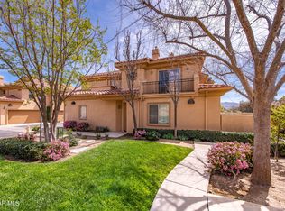 1448 Patricia Ave UNIT 201, Simi Valley, CA 93065