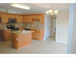 3rd image of 667 Ventana Dr